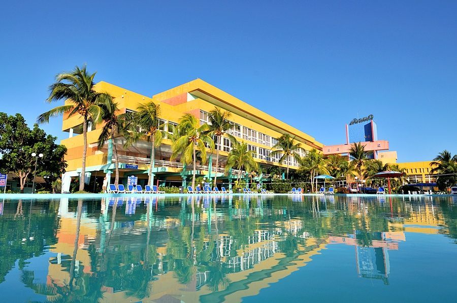 Club Amigo Ancon 2