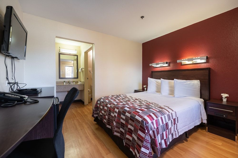 California Inn and Suites, Rancho Cordova 1