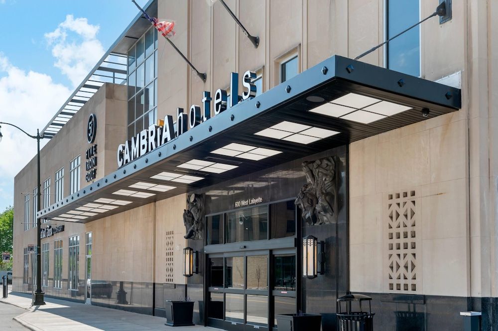 Cambria Hotel Detroit Downtown 1