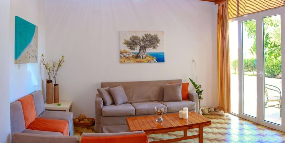 Zorbas Beach Hotel 2