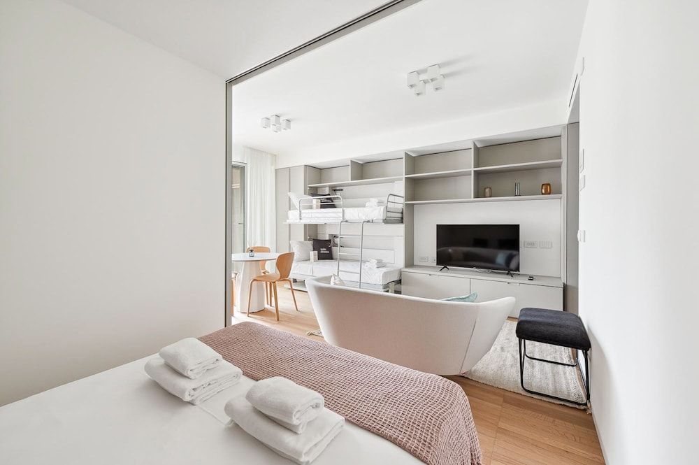 Limehome Milan via Stresa 2