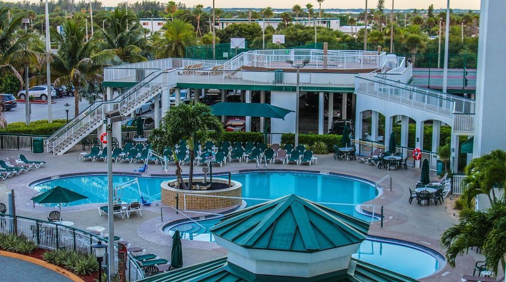 The Resort on Cocoa Beach 1