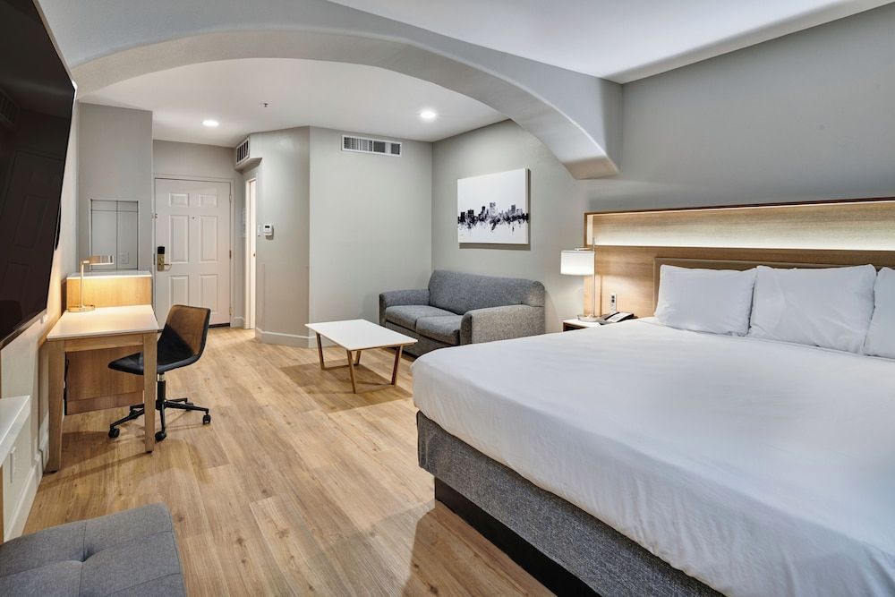 Radisson Hotel El Paso Airport 2
