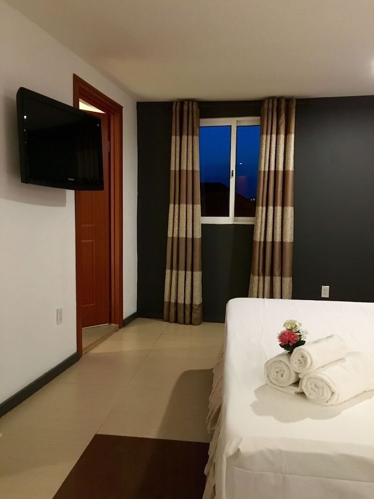 Curacao Suites Hotel 2
