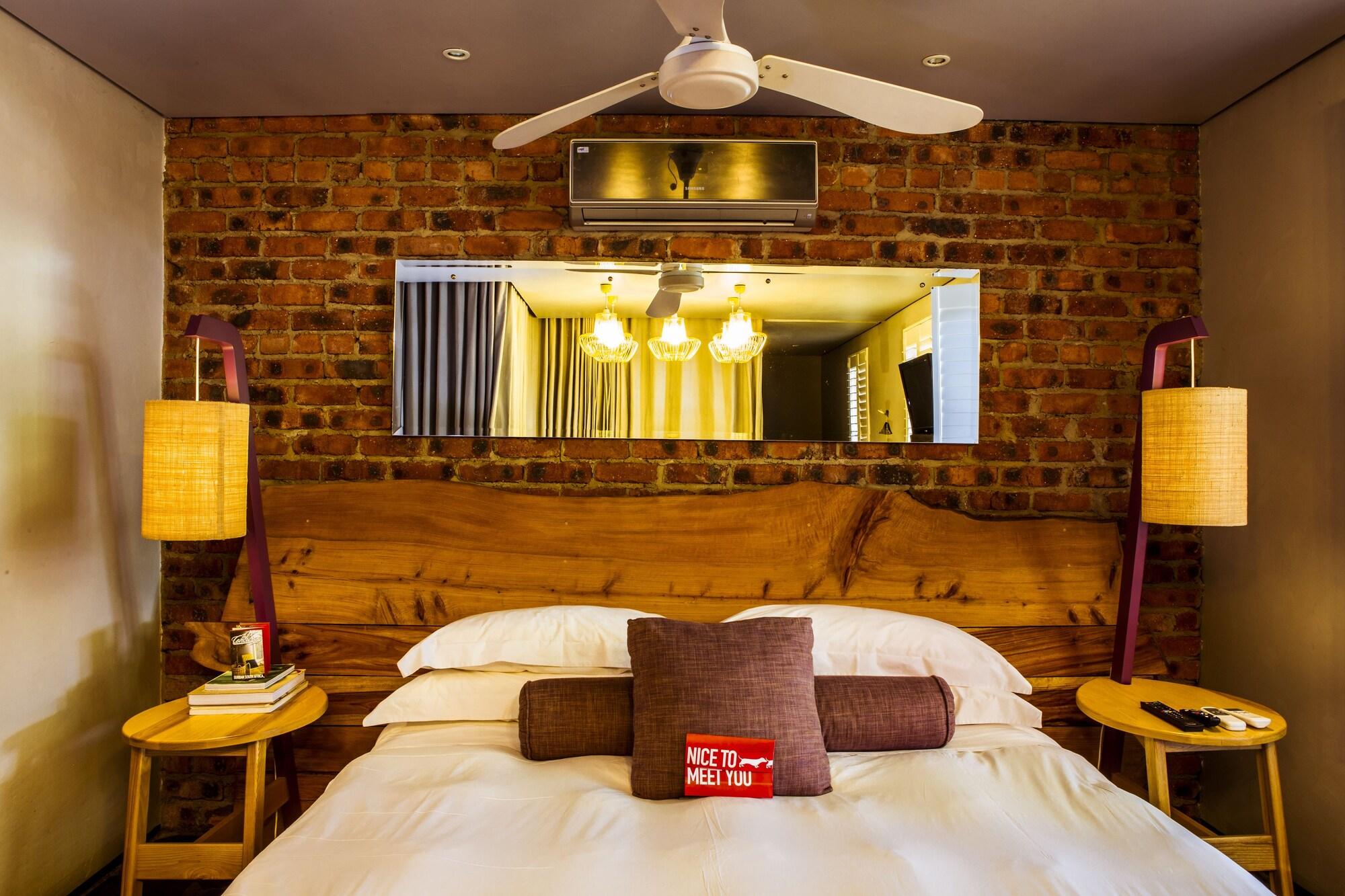 concierge hotel 1
