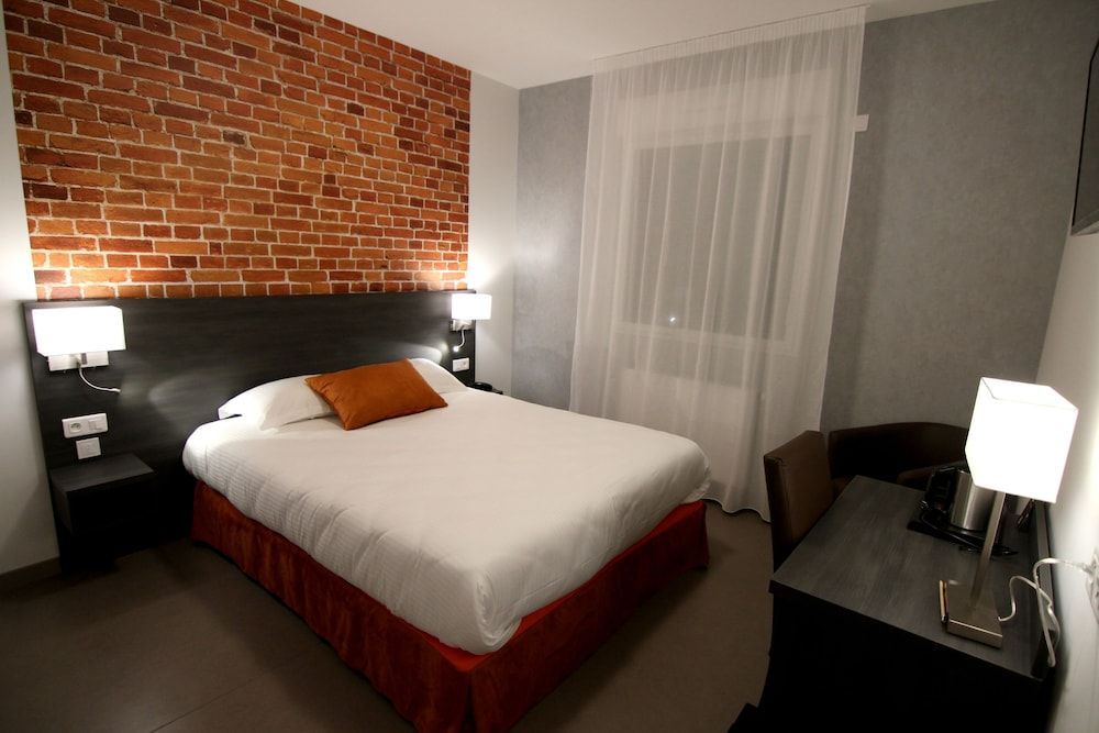 Logis Hôtel - La Chambre d'Amiens 2