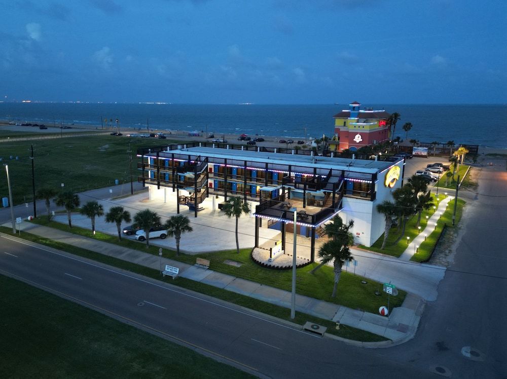 Hotel DeVille 1