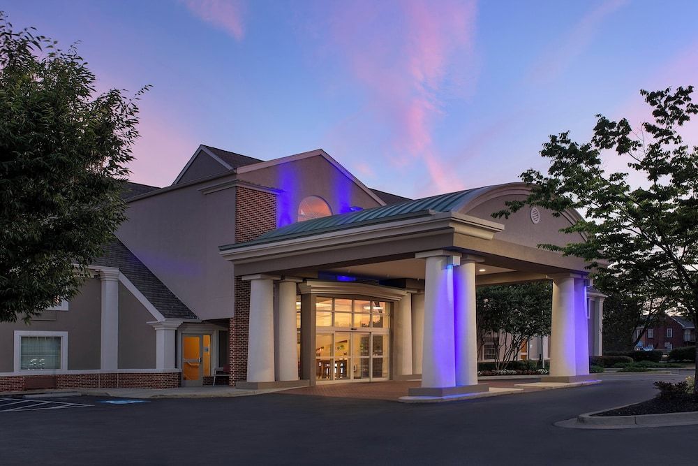 Holiday Inn Express & Suites ANNAPOLIS by IHG 1