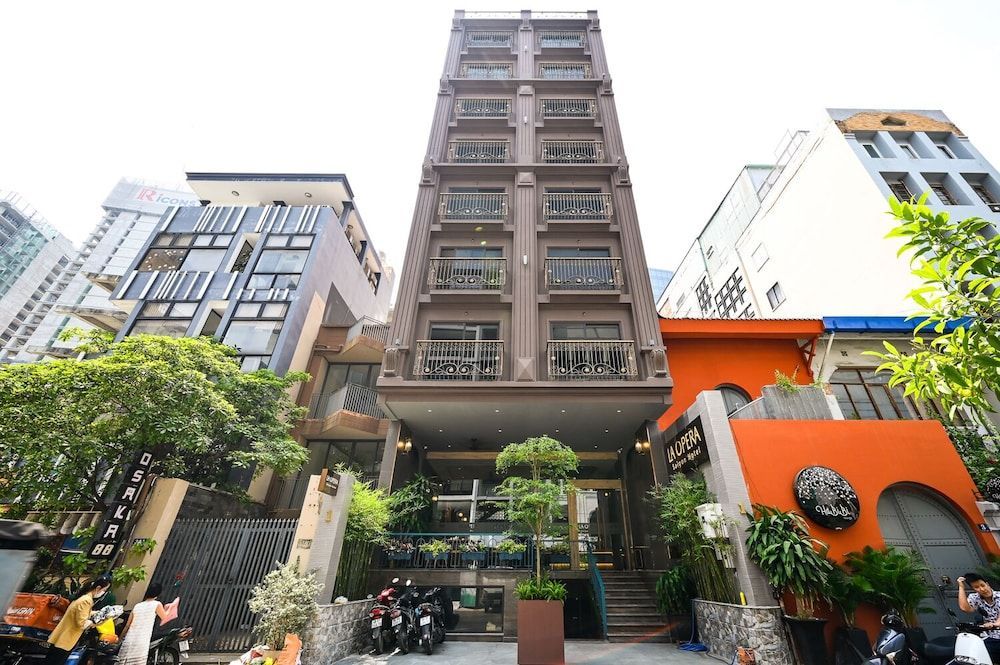 LA OPERA SAIGON HOTEL 1