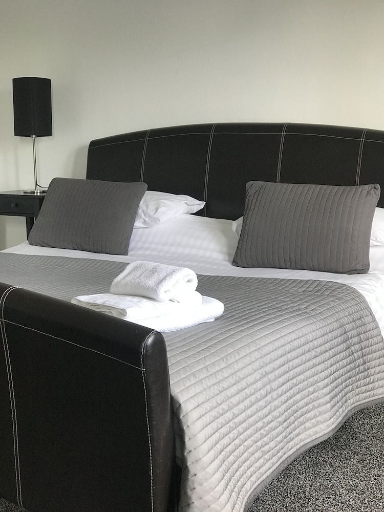 The Graeme Hotel 1