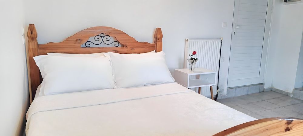 SkyFrame Apartments Sea View Skiathos 2