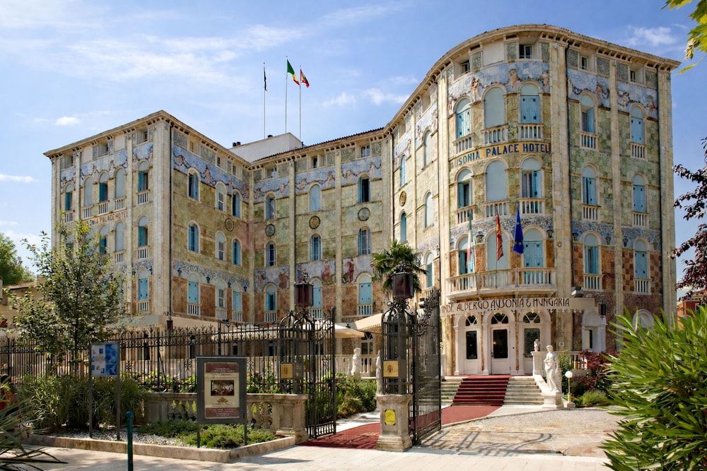 Ausonia Hungaria Wellness & Lifestyle 1
