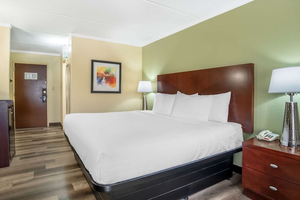 Best Western Charlotte-Gastonia 1