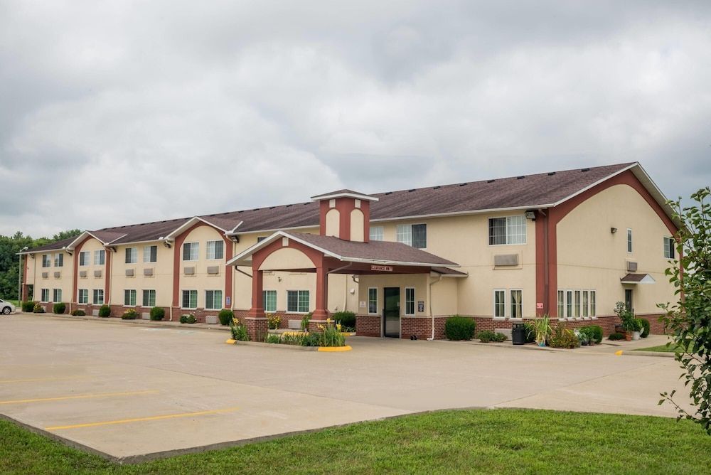 Super 8 by Wyndham Mt. Carmel IL 1