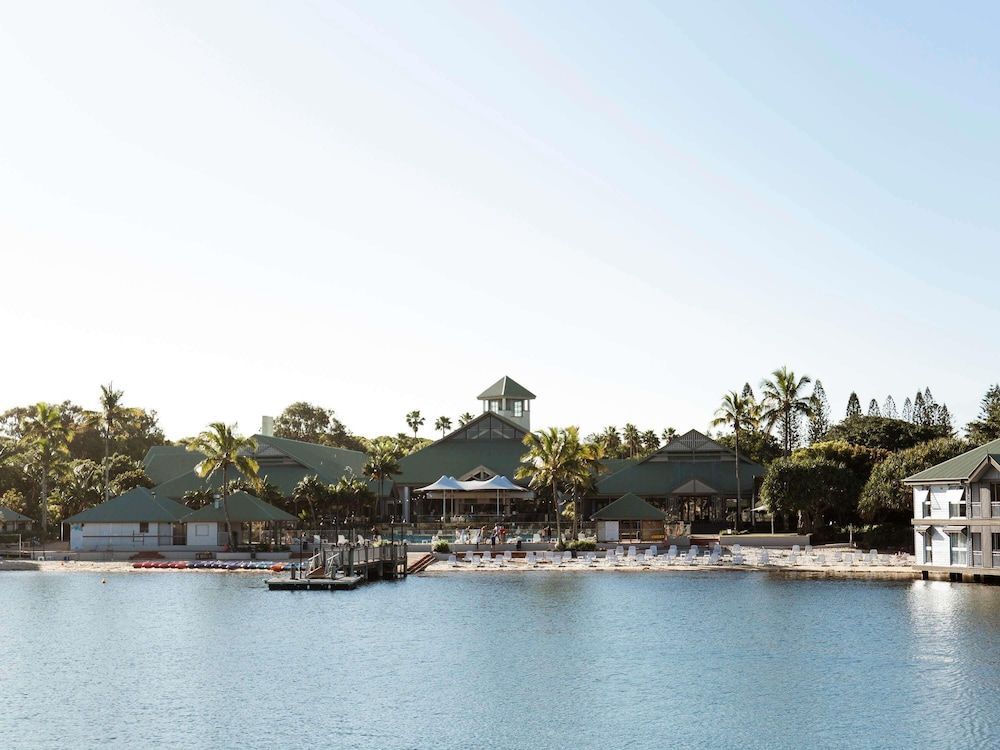 Novotel Sunshine Coast Resort 1