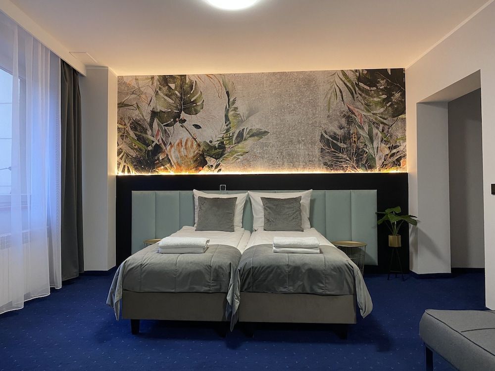 Cube House Aparthotel 1