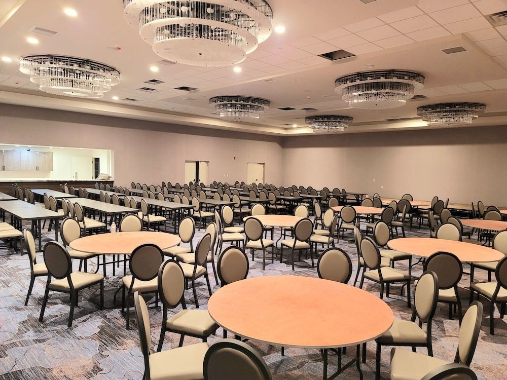 Delta Hotels by Marriott Denver Thornton 2