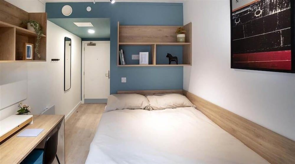 Bradbury Place 1
