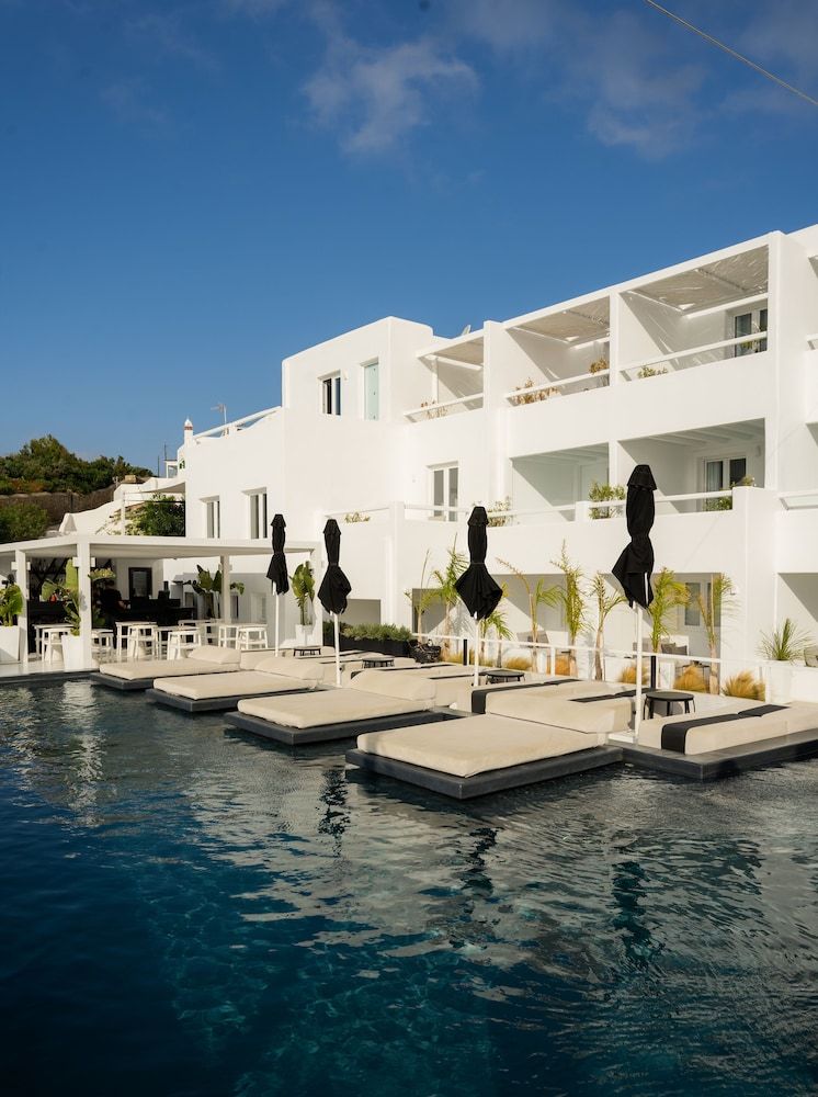 Nimbus Mykonos 1