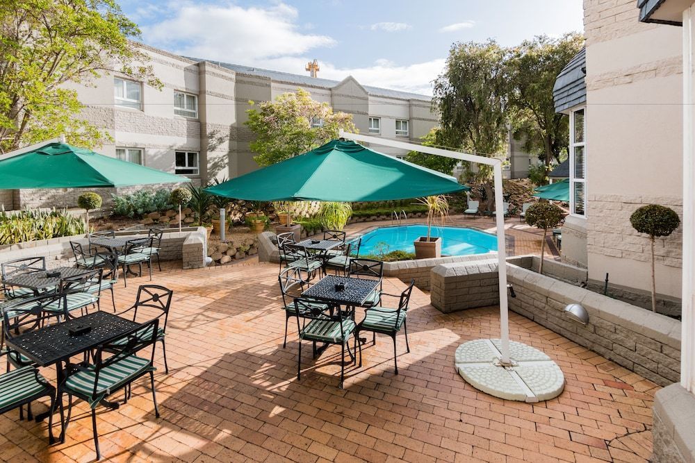 City Lodge Hotel Pinelands 1