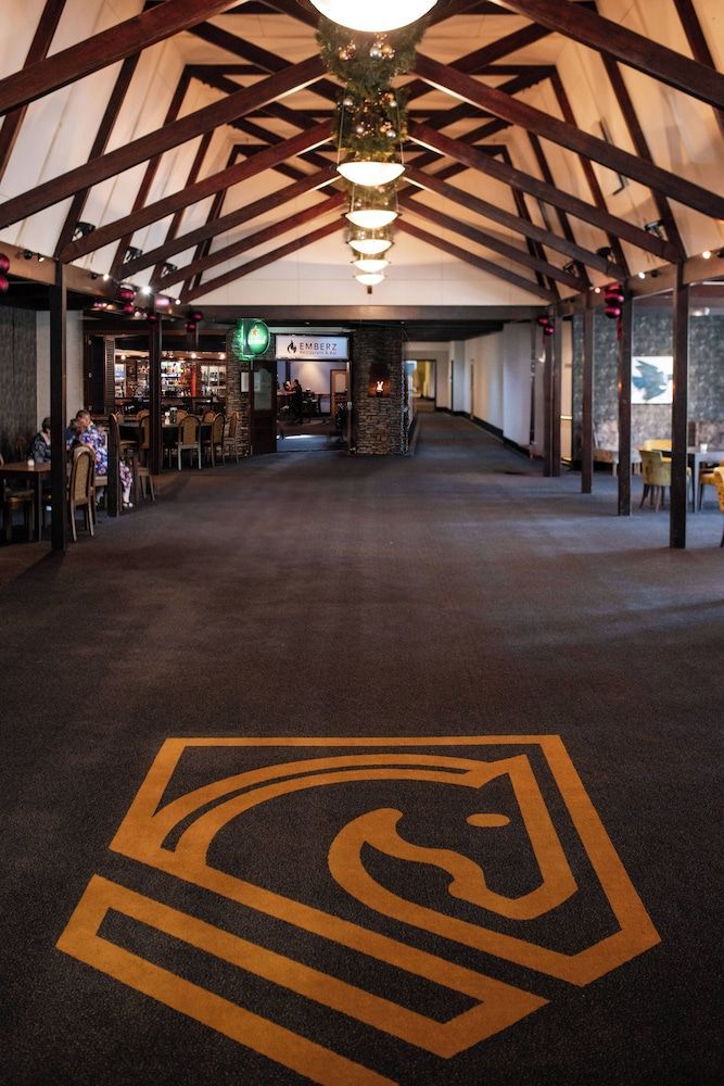 Ascot Park Hotel 2