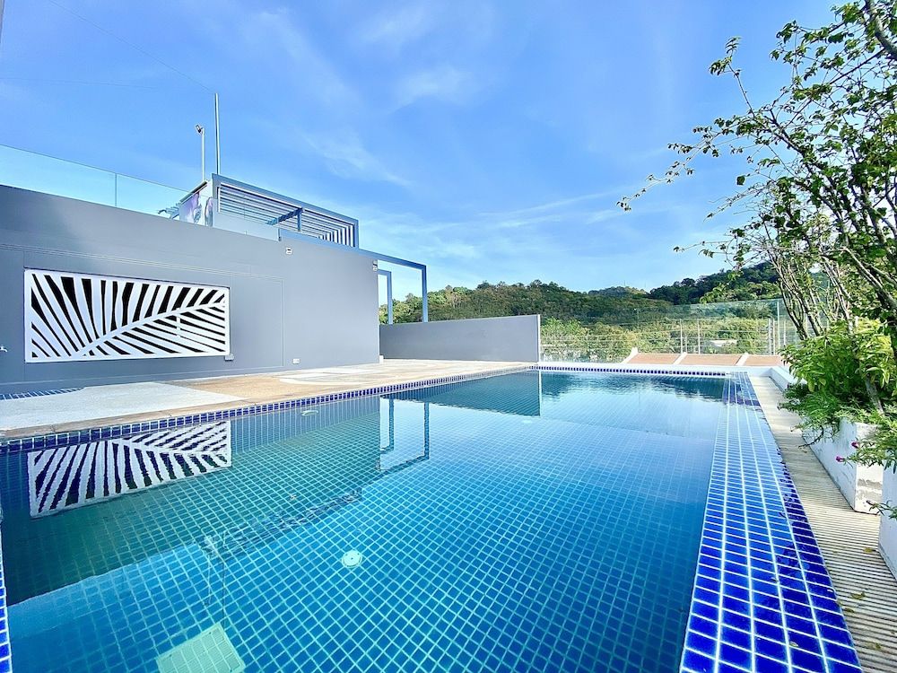 The Palms Residence - SHA Extra Plus 1