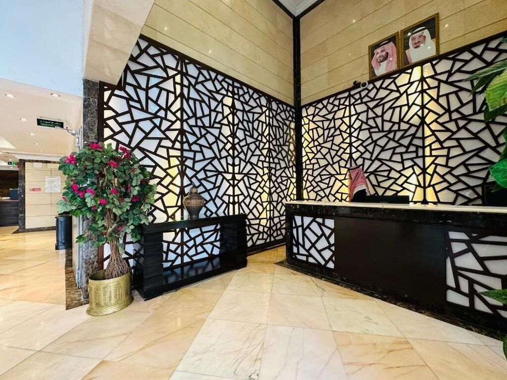 Majd Al Mohagerin Hotel 1