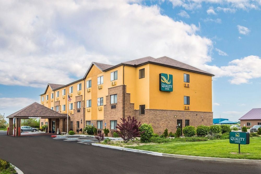 Quality Inn Peru near Starved Rock State Park 1