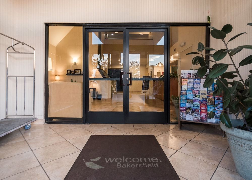 Sleep Inn & Suites Bakersfield North 2
