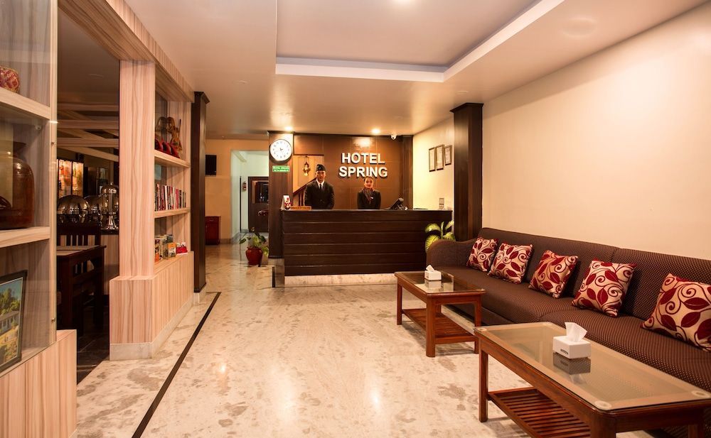 Hotel Spring 2