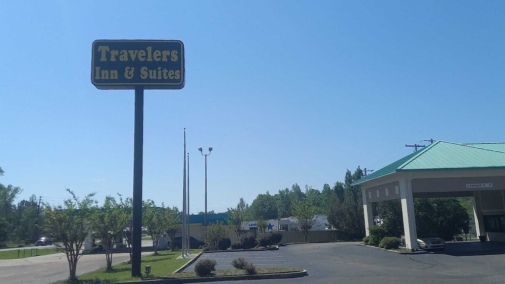 Traveler Inn and Suites 1