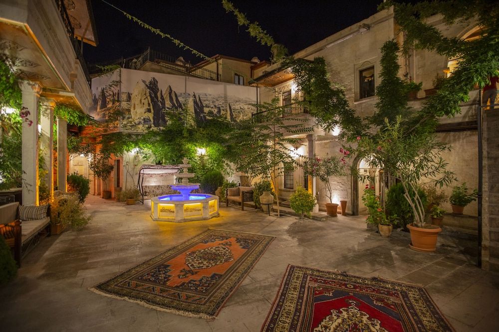 Stone House Cave Hotel 2