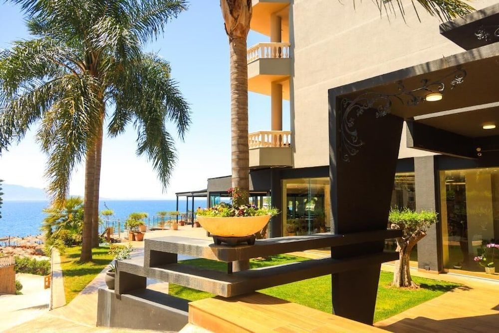 Hotel Apollon Saranda 1