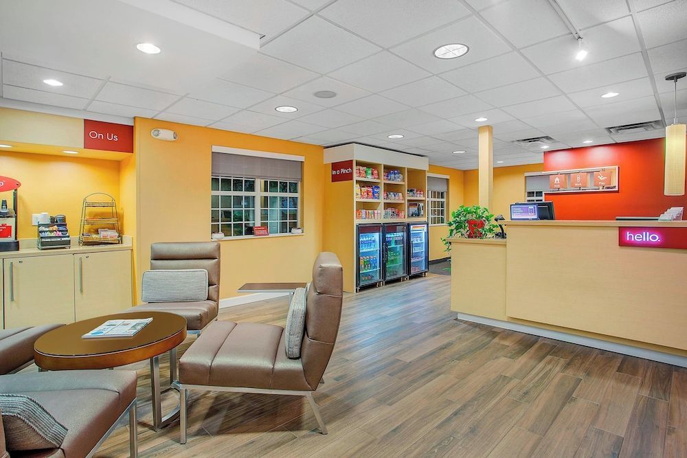 TownePlace Suites Knoxville Cedar Bluff 2