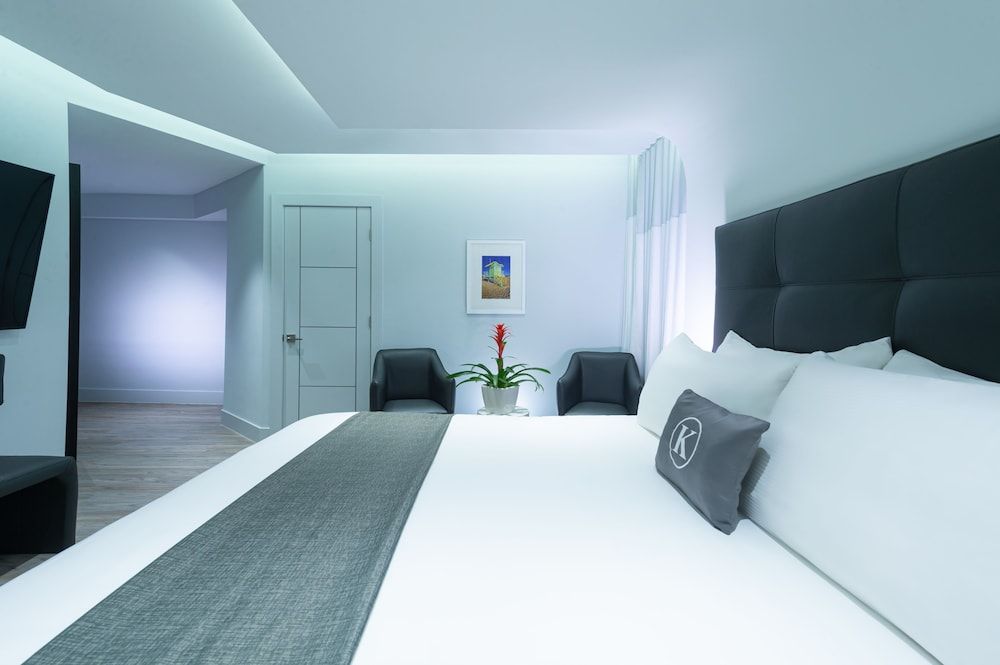 Kent Hotel 1