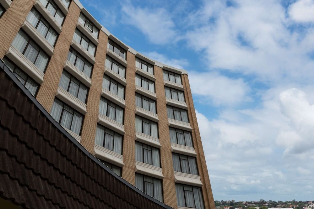 Landmark Hotel Camperdown 1