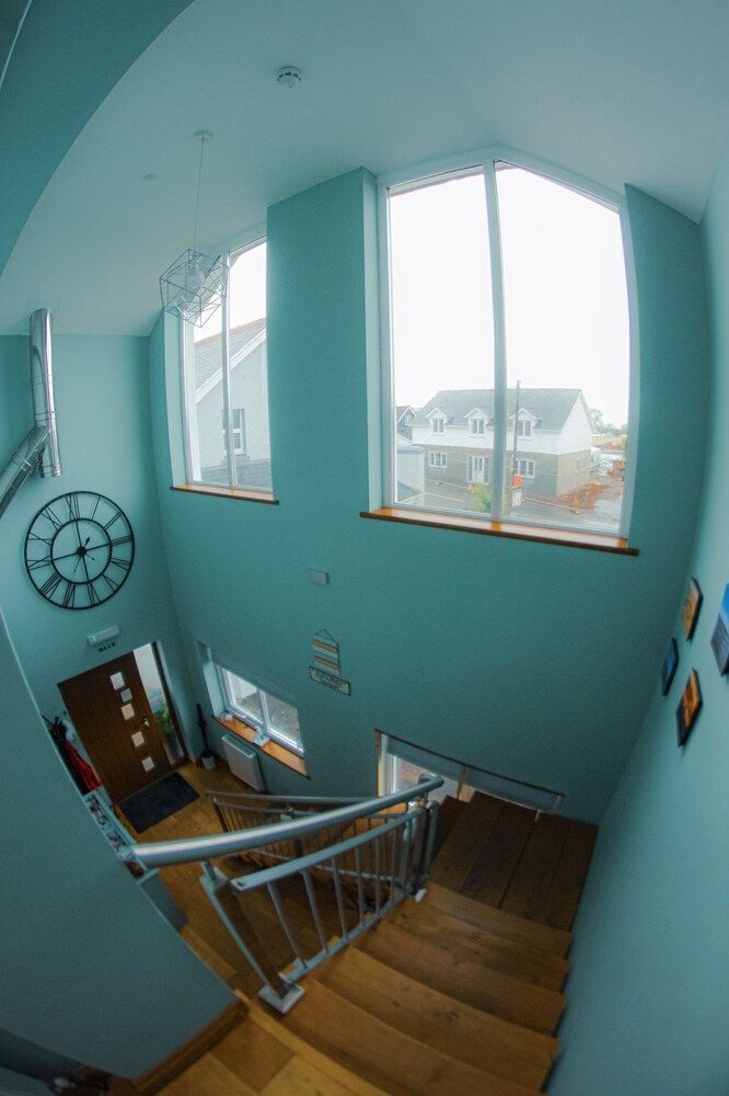 Gwynfryn Guest House 2