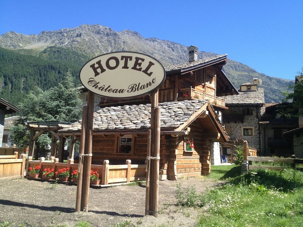Hotel Chateau Blanc 1