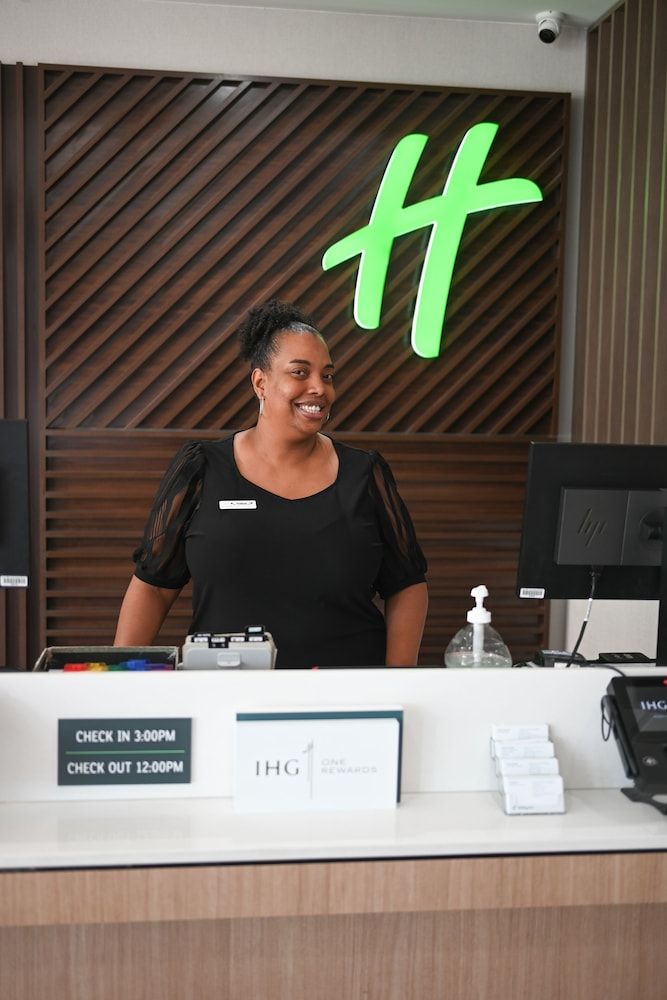 Holiday Inn CLEVELAND-MAYFIELD by IHG 1