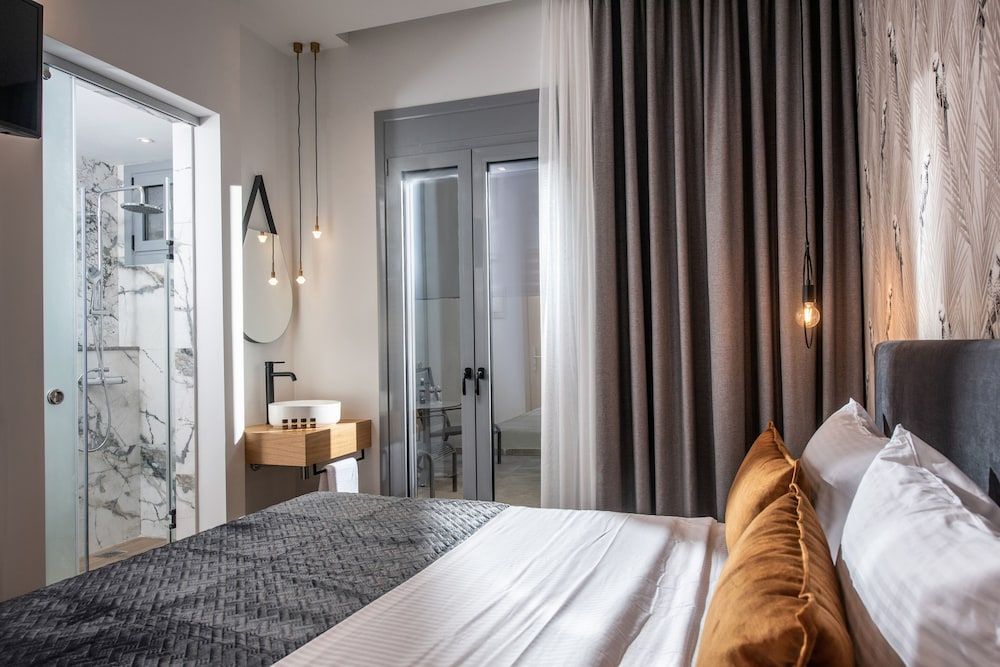 Kipos Boutique Suites 1