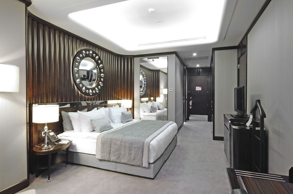 Crowne Plaza BURSA by IHG 2