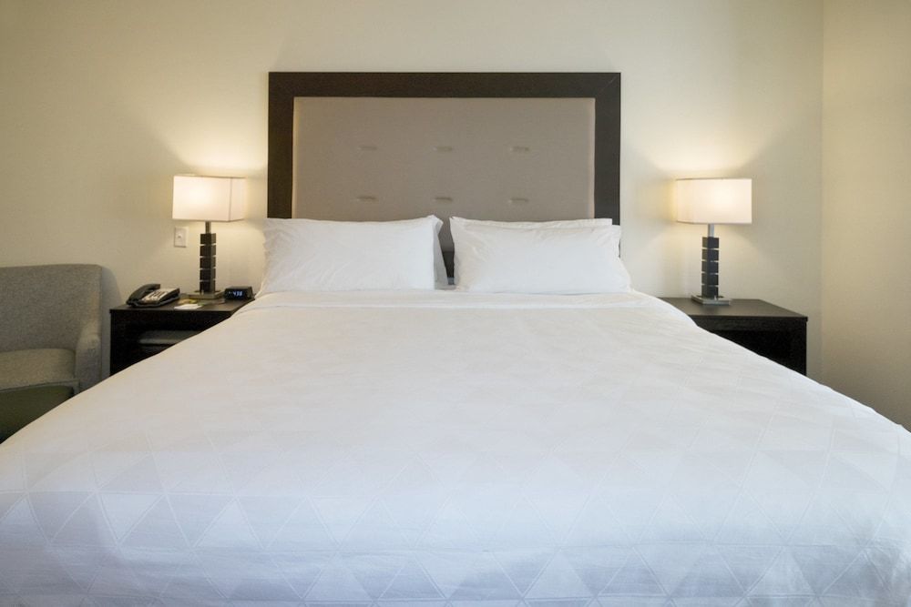 Holiday Inn HAMMOND by IHG 1