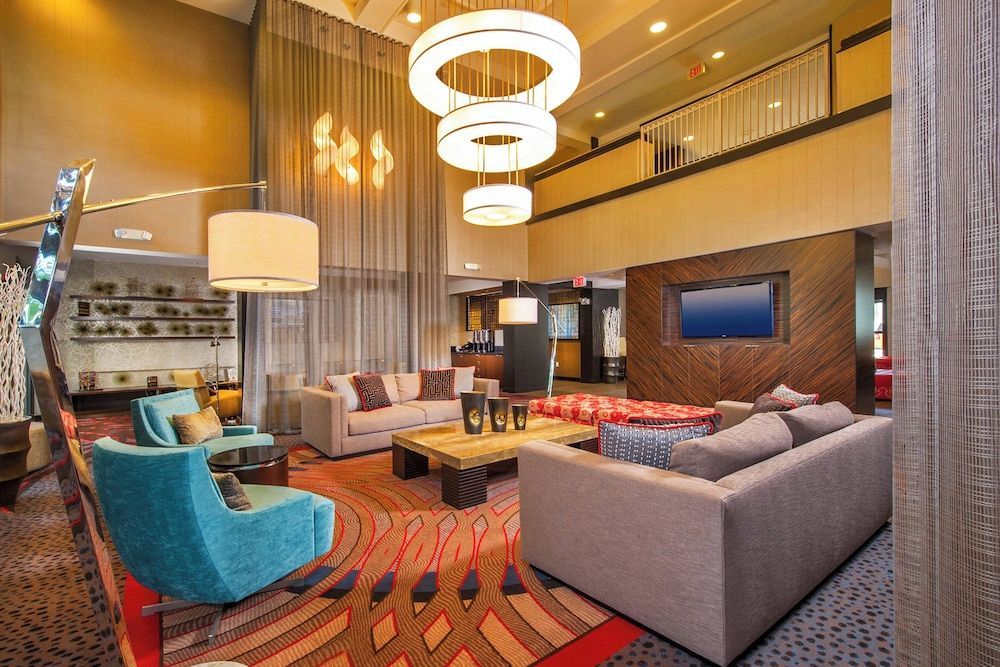 Courtyard by Marriott Dulles Town Center 2