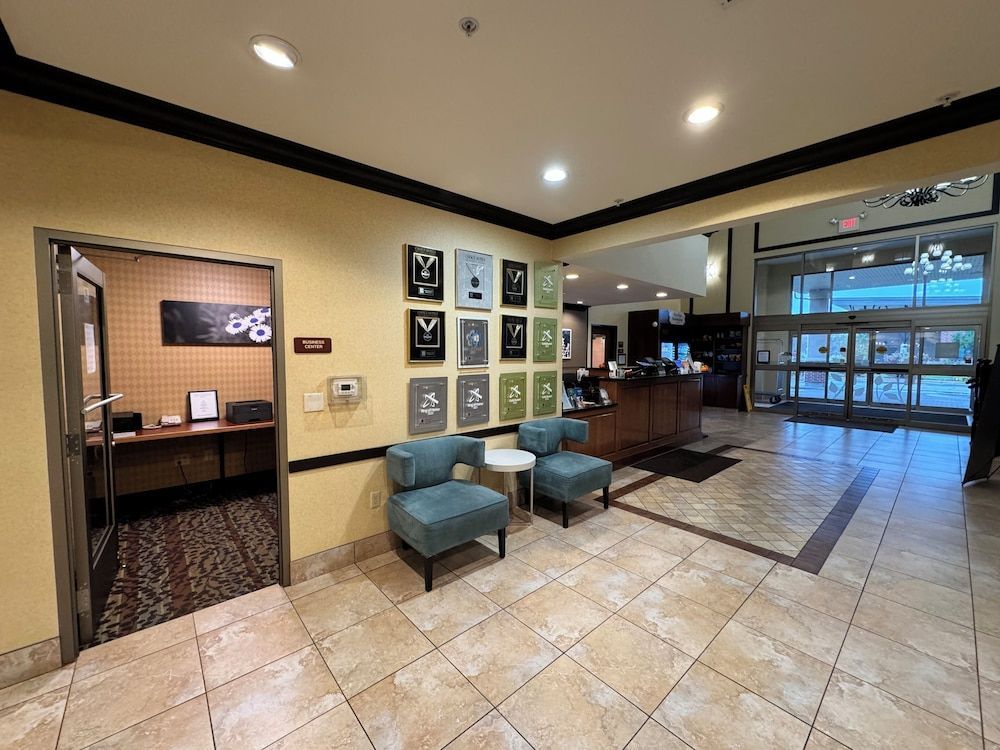 MainStay Suites Madison - Monona 2