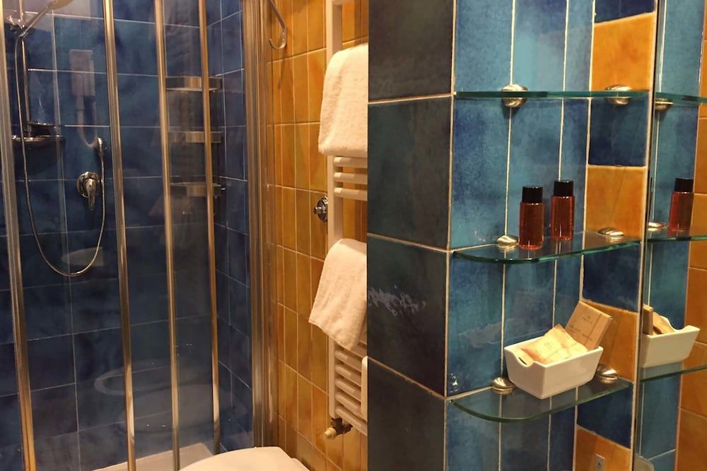 Locanda dei Poeti Rooms & Apartments 1