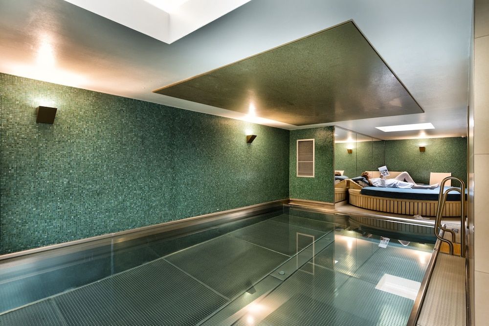 Adina Apartment Hotel Berlin Checkpoint Charlie 1