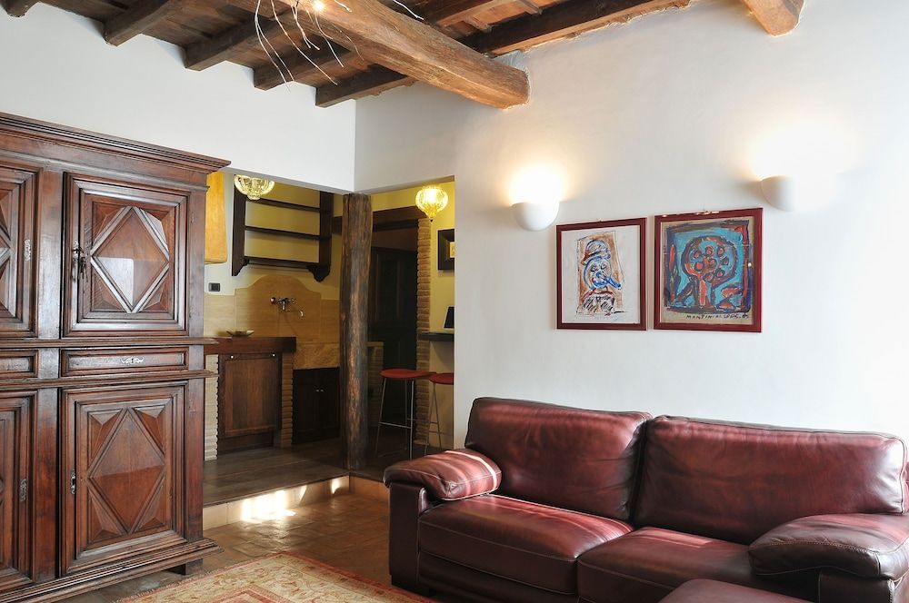 Luxury Trastevere 1