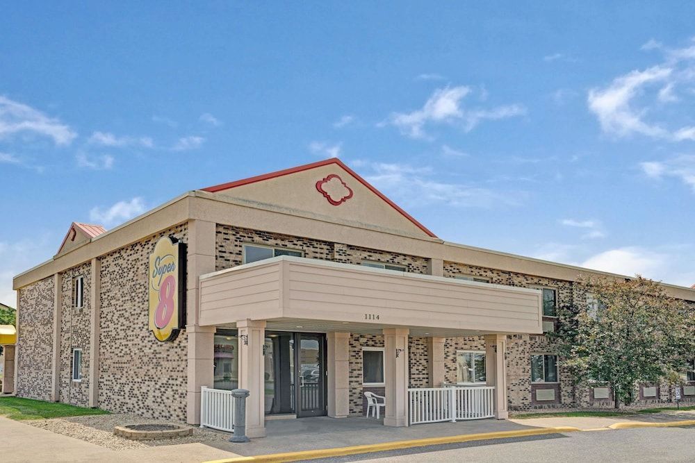 Super 8 by Wyndham Monticello 1