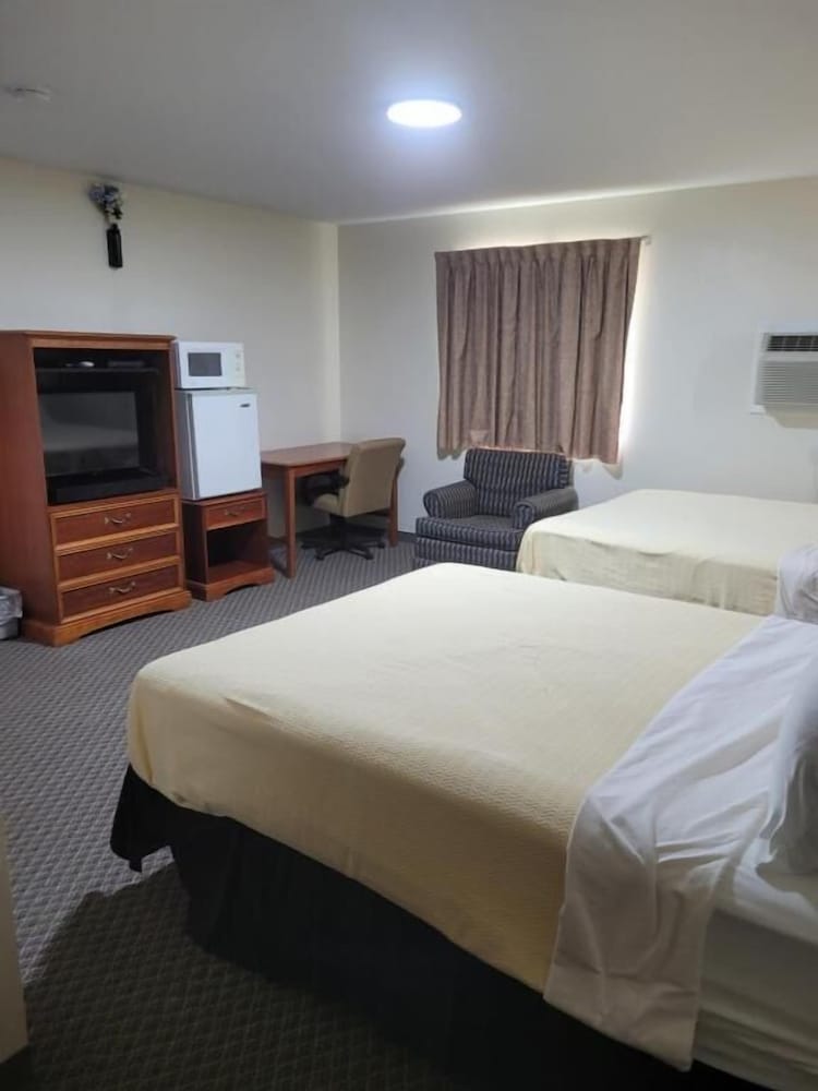 Lake Stop Resort 1