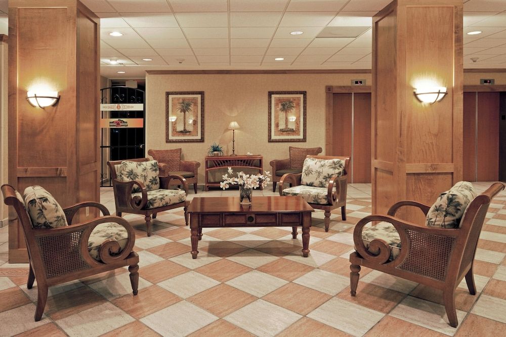 Holiday Inn & Suites CLEARWATER BEACH by IHG 2